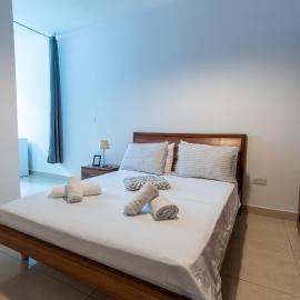 Cozy Bedroom, shared bathroom - Shared Flat -Gzira