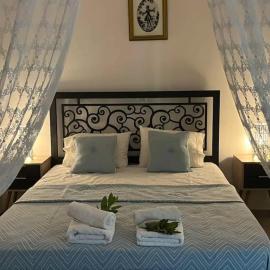 Aurora Studio Lagonissi, hotel a Lagonissi