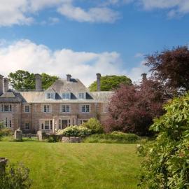 Idyllic 12 bedroom Country Home