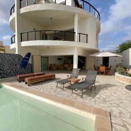 Viesnīca Surf House - Your Exclusive Getaway pilsētā Palmeira