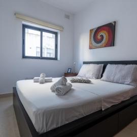 Brightest Room, Shared Bathroom - Shared Flat - Gzira