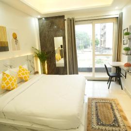 The Empire Corporate Studio Hotel Sector 43 ,Golf Course Road , One Horizon Center, hotelli kohteessa Gurgaon