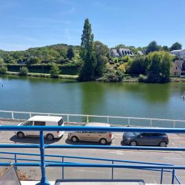 Appartement vue étang et port de Dahouët