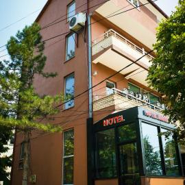 Hotel Iseberi, hotel i Kukës