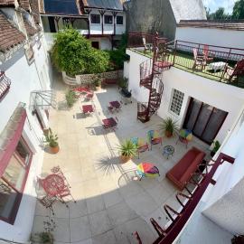 Villa Hyper Centre Le Blanc Type Hotel Entrée Autonome Spa et Nuit en brenne, hotel em Le Blanc