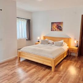 Villa NOVA – hotel w mieście Bran