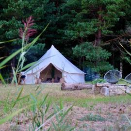 Mändjala Glamping, hotel di Mändjala
