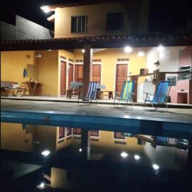 Chalé Vitória 1- Rancho dos 7, hotell i Arapeí
