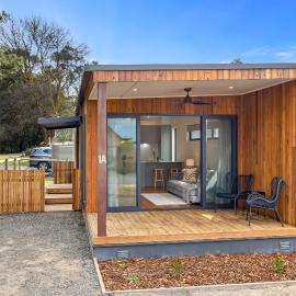 Small Scale Stays - Couples Retreats, hotel a Halls Gap