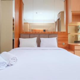 Nice and Fancy Studio at Transpark Cibubur Apartment By Travelio