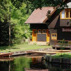 Bootshaus Kaupen，Kaupen的飯店