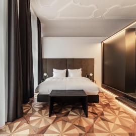 META SUITES historic city living، فندق في بولسانو