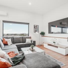 Viesnīca Hobart Luxury Family Home with Spa & Fire Pit, Sleeps 8 pilsētā Sorell