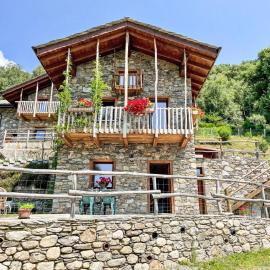 Holiday Home Baita Mirtillo by Interhome, hotel en Bugiallo