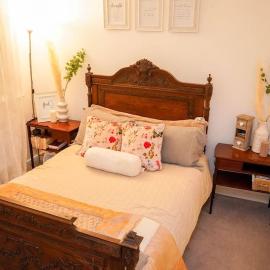 Private Double room in a 2 bed shared new build flat, Reading, hotel in Shinfield