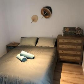 Appartement Cosy-Grand Stade Villeneuve d'Ascq、Lezennesのホテル