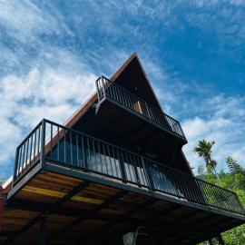 Misty Haven A-Frame, hotel u gradu Kendi
