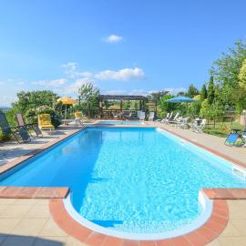 Cozy Apartment In Magliano In Toscana With Wifi