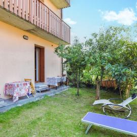 Amazing Apartment In Artogne With Wifi, hotel u gradu Artogne
