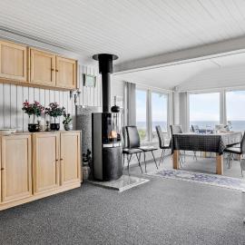 2 Bedroom Awesome Home In Otterup, hotel in Otterup