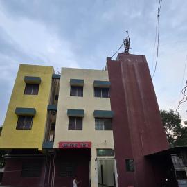 Parmeshwar Lodge, hotel in Tuljapur