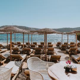 Coralli Seaside Resort、Livadakiaのホテル