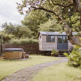 The Starlight Hideaway, hotel in Hull