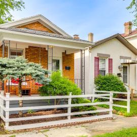 Dog-Friendly Dayton Home Near Downtown + Hospitals, hotel a Dayton