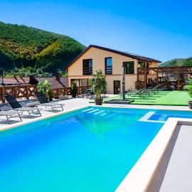 Casa Clim, hotel din Anina