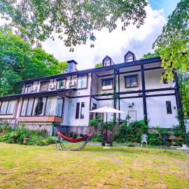 Garden Pension Obergurgl, khách sạn ở Hakuba