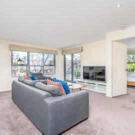 Modern 2BR 2BA Apartment Close to City and ANU - Hosted by Canstay