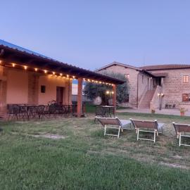 Alba su Assisi, hotel Petrignanóban