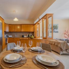 Cozy Home, khách sạn ở Lampi