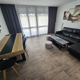 Appartement GGCH 4 chambres, hotel in Montélimar