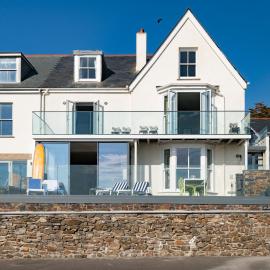 Atlantic View, North Cornwall seafront, 5* Gold
