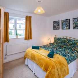 Splendid House Great Location to WAVE Surf & South West Water Park - Super Garden By STAE-Homes