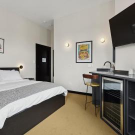 Logan Square SRO Hotel, hotel Chicagóban