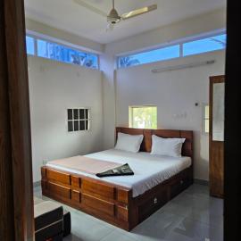 Yogis near baby memorial hospital, hotel in Kozhikode
