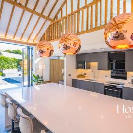 Honeybee Barn - Stunning 4-Bed Rural Paradise, hotel a Halton