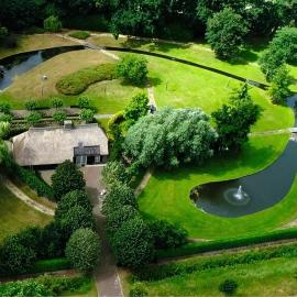 Boxtel Farmstay w Free Parking, Lake View & Space, hotel a Boxtel