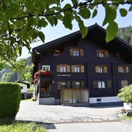 Haus Tschambräu