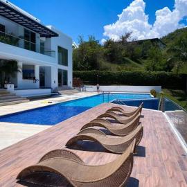 Magnifica finca santa fe de Antioquia, hotel in Santa Fe de Antioquia