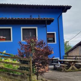 La Casa Azul, hotel u gradu Cardes