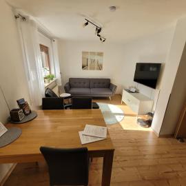 Fewo - klein aber fein, 1-3 Personen, Souterrain, Hotel in Rödental
