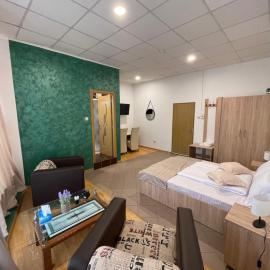 PO LARI AMP, Hotel in Ploieşti
