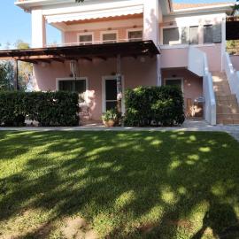 Studio eva, hotell i Palouki