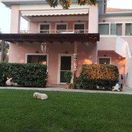 Studio eva, hotell i Palouki