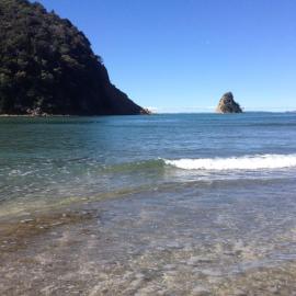 Waiwera Beach StopOver, hotel din Waiwera