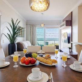 Apartamento com Vista Mar na Praia de Canto Grande, hotel in Canto Grande