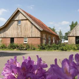 Erve Fakkert, hotel a Rossum